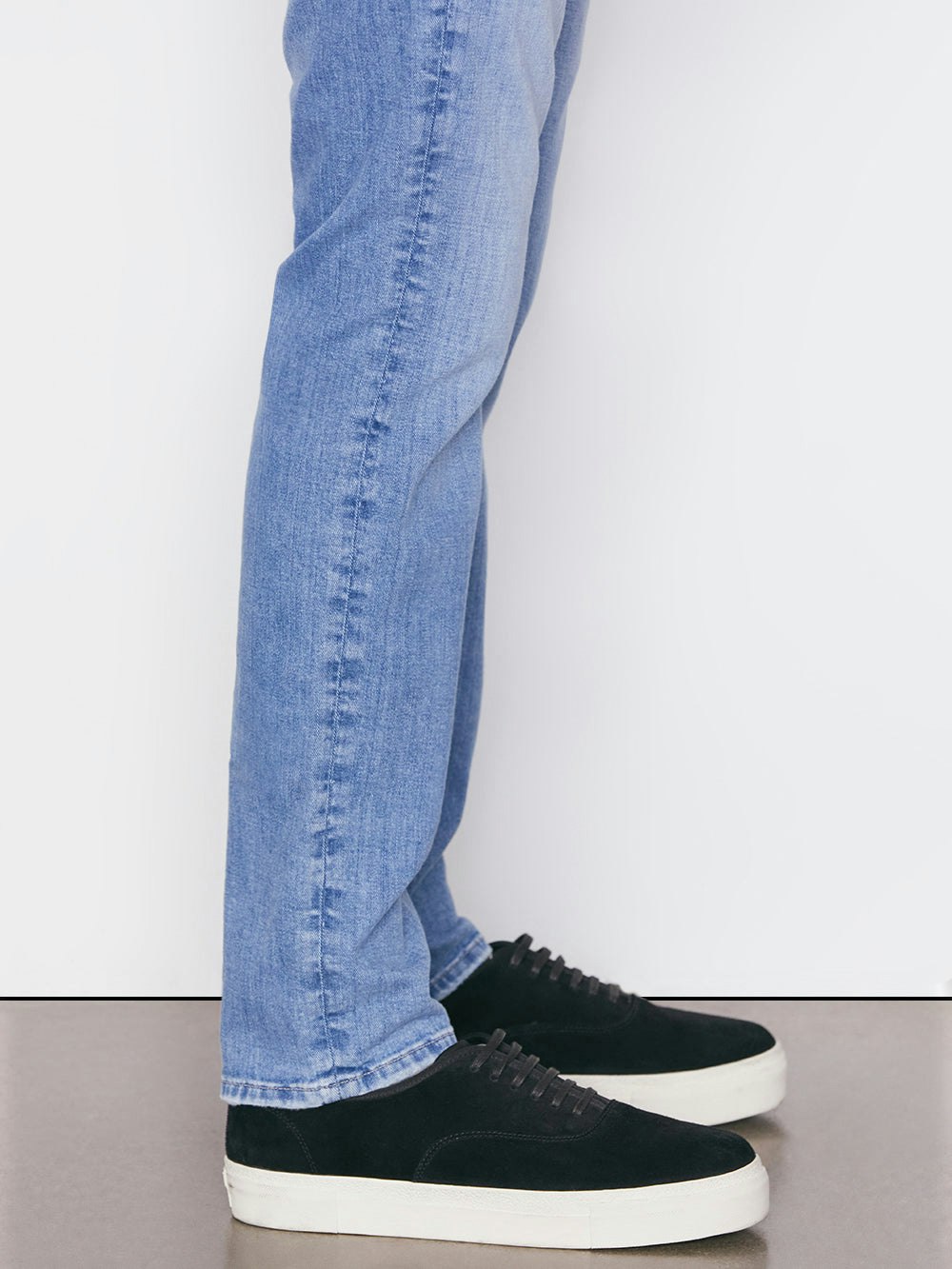 jeans bottom view alt:fit1